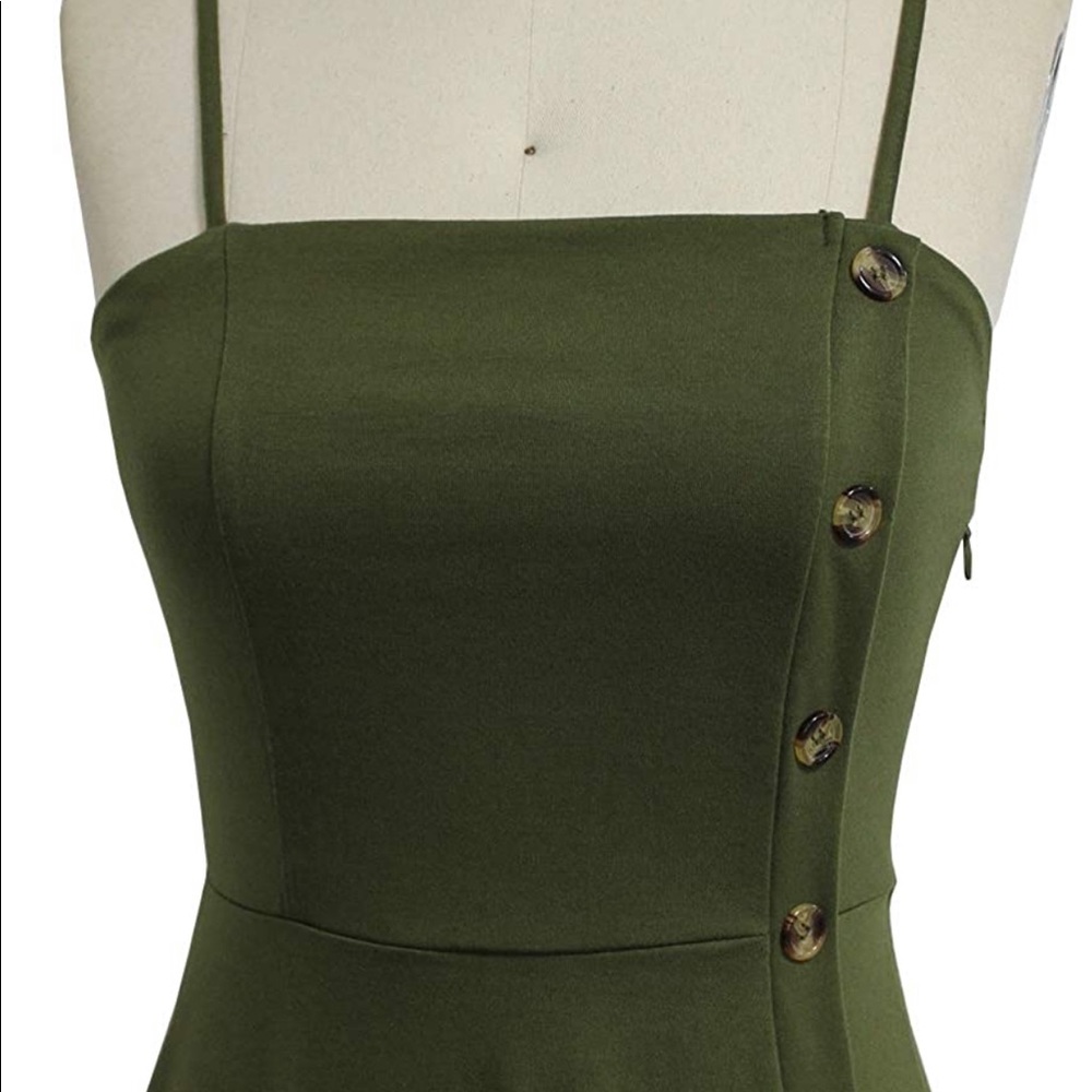 Dress - Picture 2 of 4